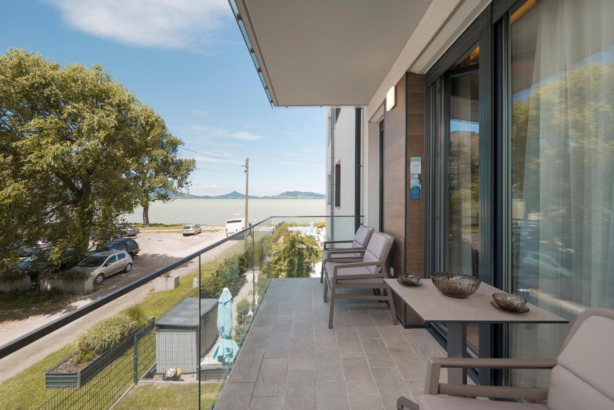 Sunset Resort - Lakeside Apartment Fonyod Phòng bức ảnh