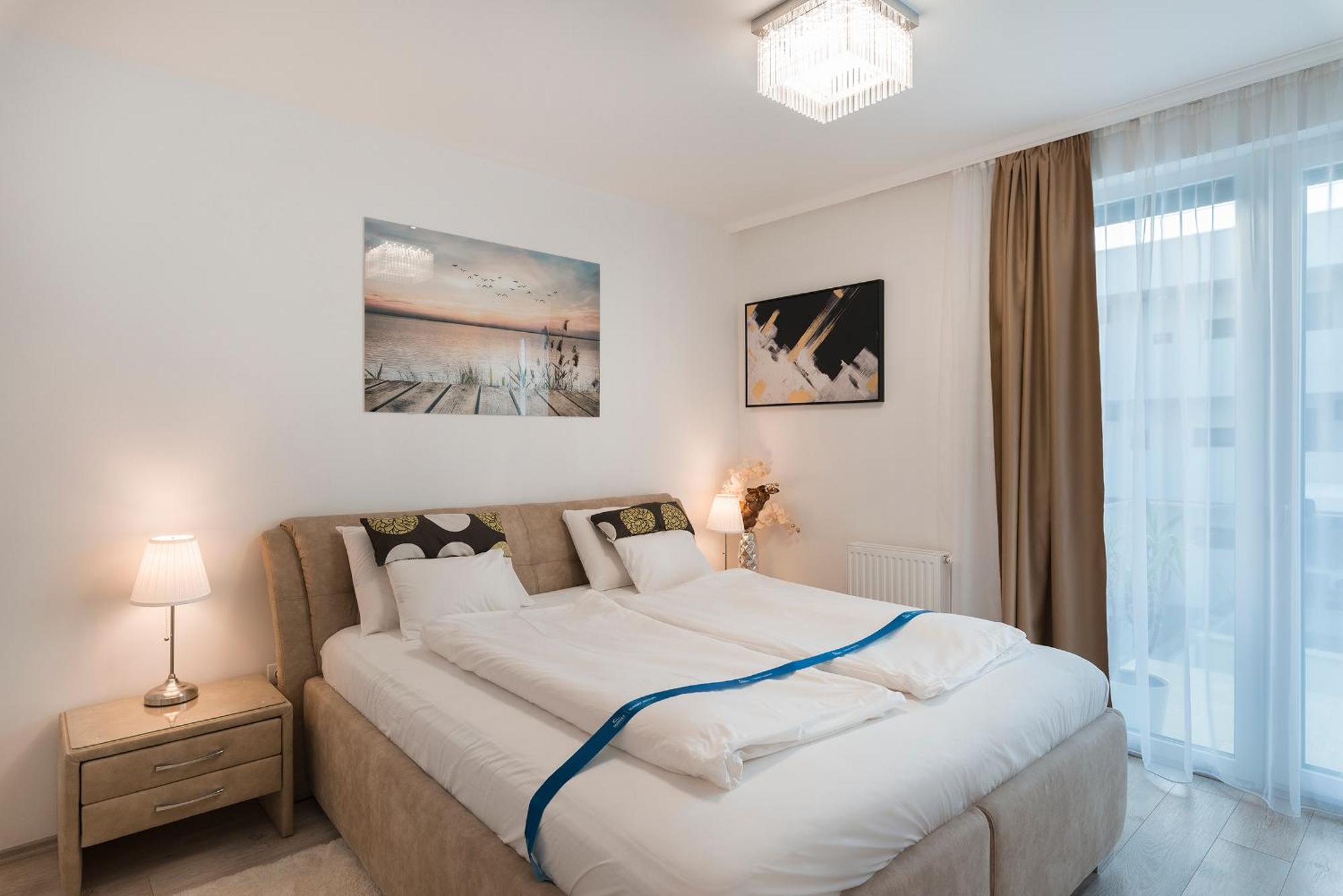 Sunset Resort - Lakeside Apartment Fonyod Ngoại thất bức ảnh