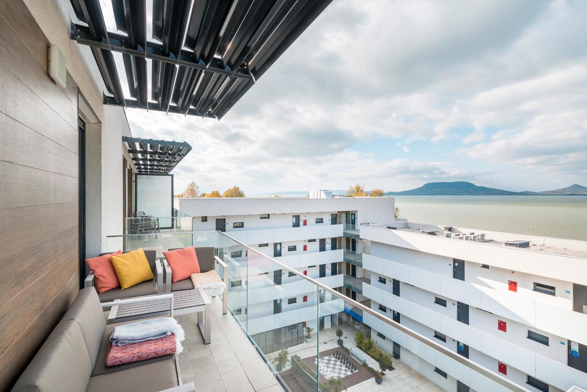 Sunset Resort - Lakeside Apartment Fonyod Phòng bức ảnh